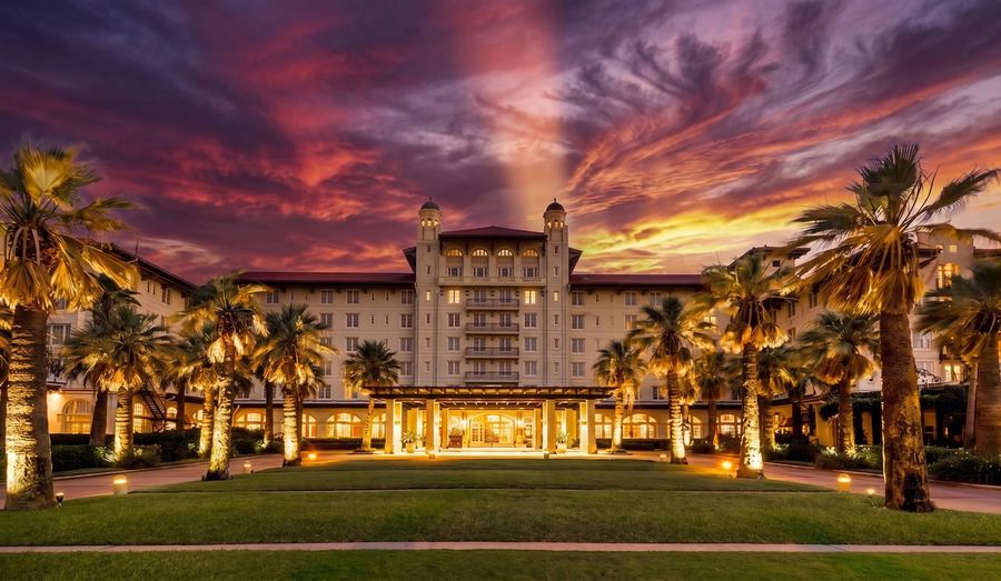 Grand Galvez at sunset